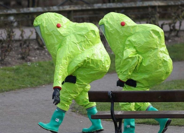 My tiep tuc trung phat Nga vi vu dau doc gian diep hai mang o Anh hinh anh