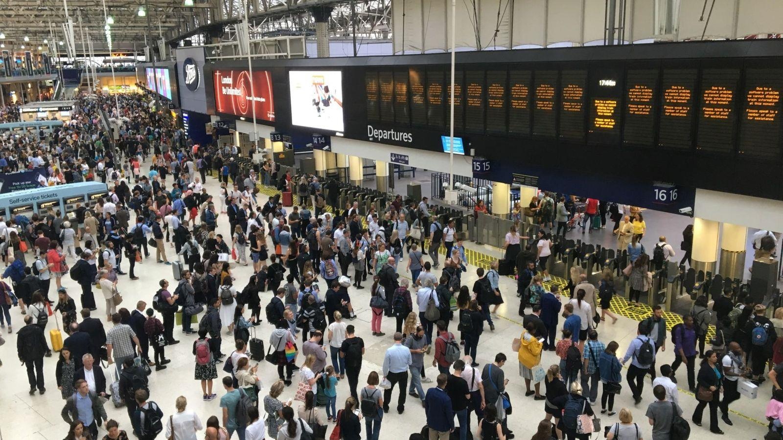 Mat dien tren dien rong o London anh 1