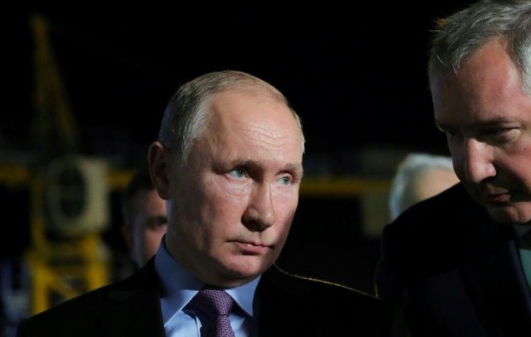 Putin khong hai long vi chuong trinh vu tru cua Nga cham tien do hinh anh