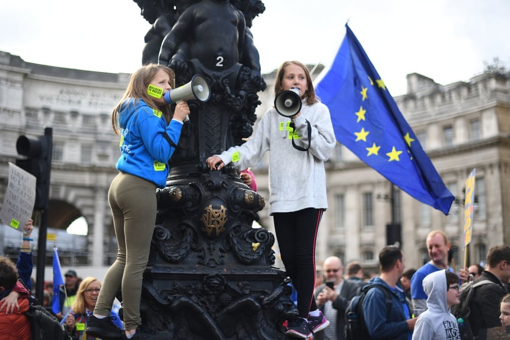 London ruc ro trong ngay bieu tinh chong Brexit anh 8