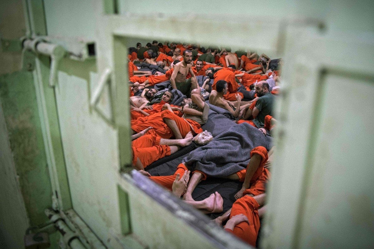 Bên trong nhà tù giam giữ chiến binh IS ảnh 1 Ben trong nha tu giam giu chien binh IS anh 1