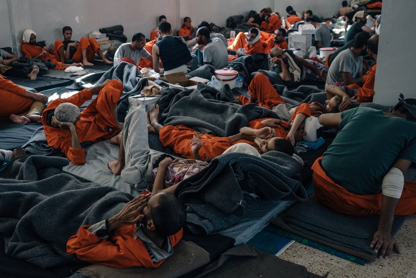 Bên trong nhà tù giam giữ chiến binh IS ảnh 4 Ben trong nha tu giam giu chien binh IS anh 4