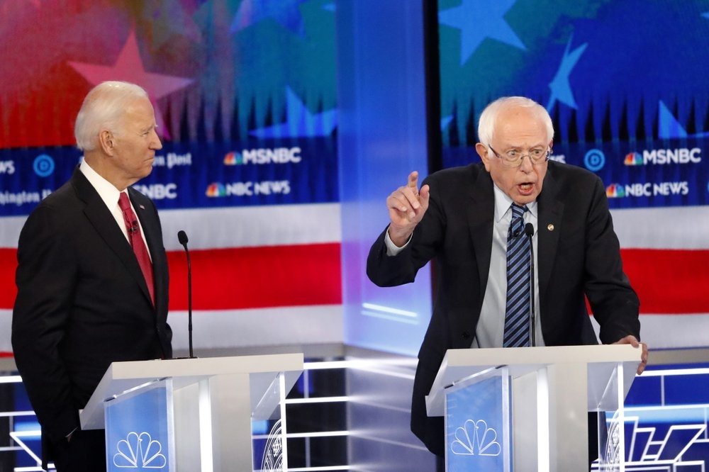 Cac ung vien Dan chu tranh luan ve cach danh bai Trump anh 1