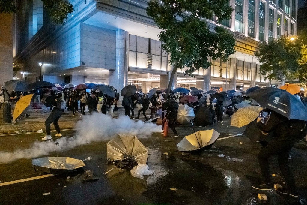 Diep vien Trung Quoc dao tau anh 2