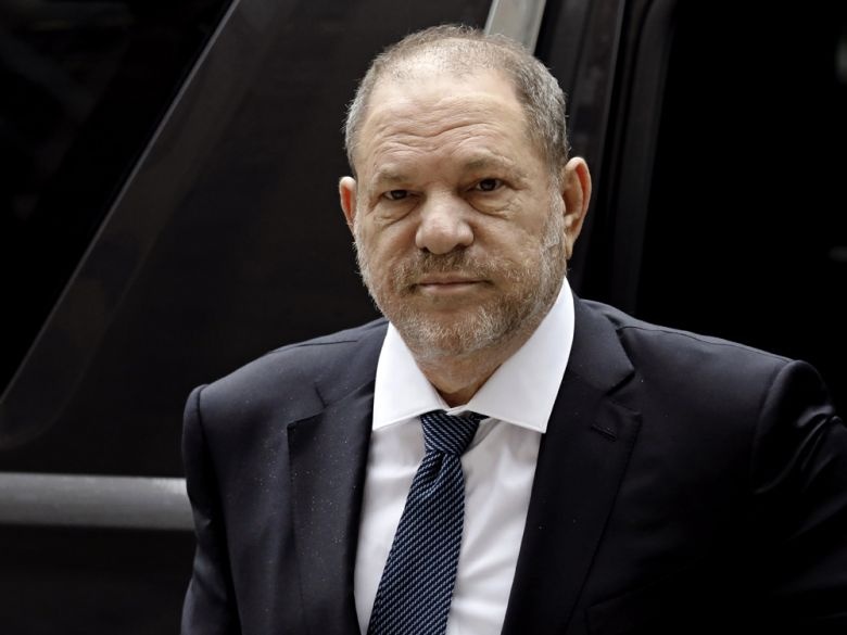 Harvey Weinstein den bu 25 trieu USD cho nan nhan be boi tinh duc hinh anh
