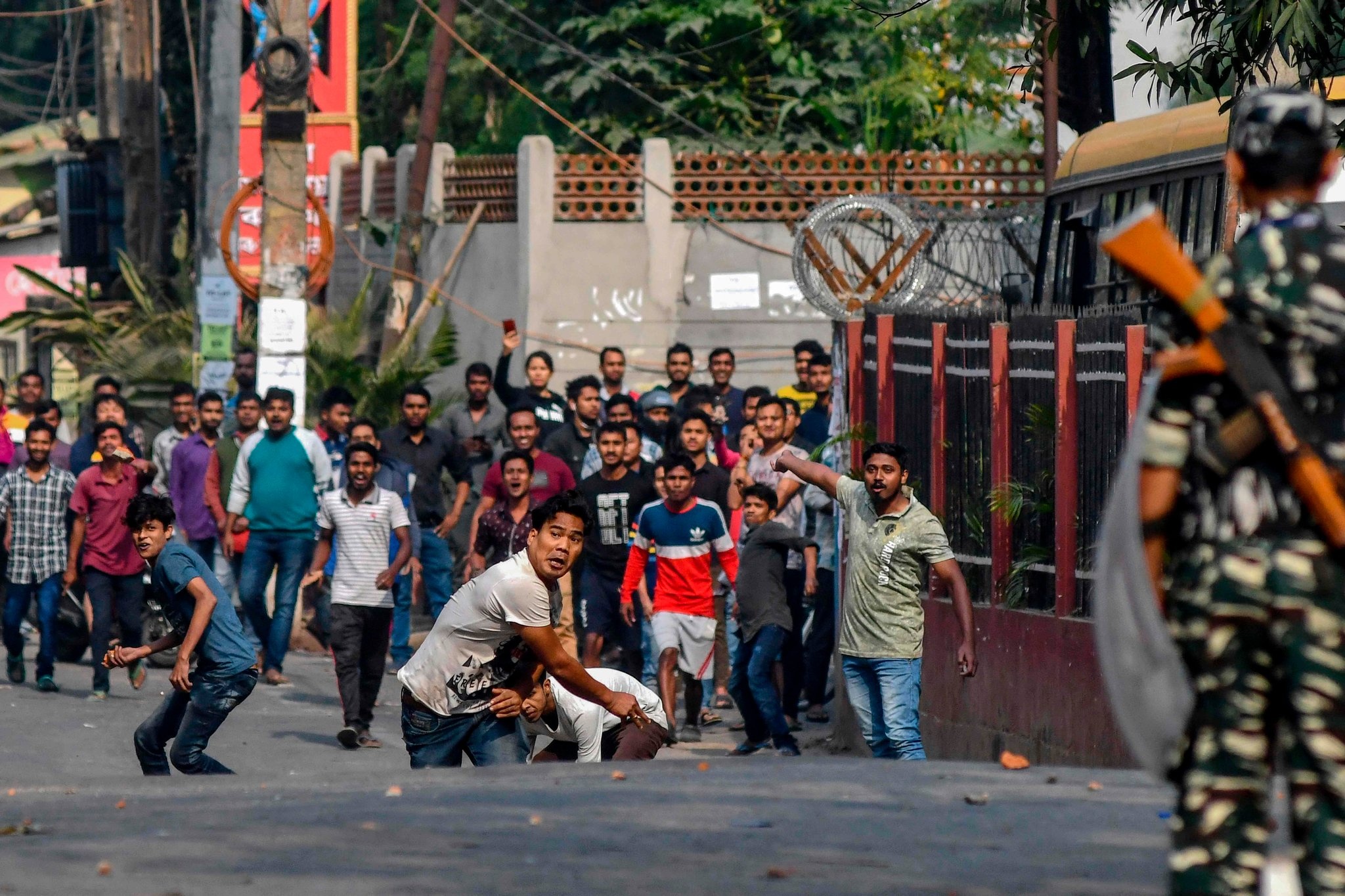 Bat on xa hoi o An Do anh 1