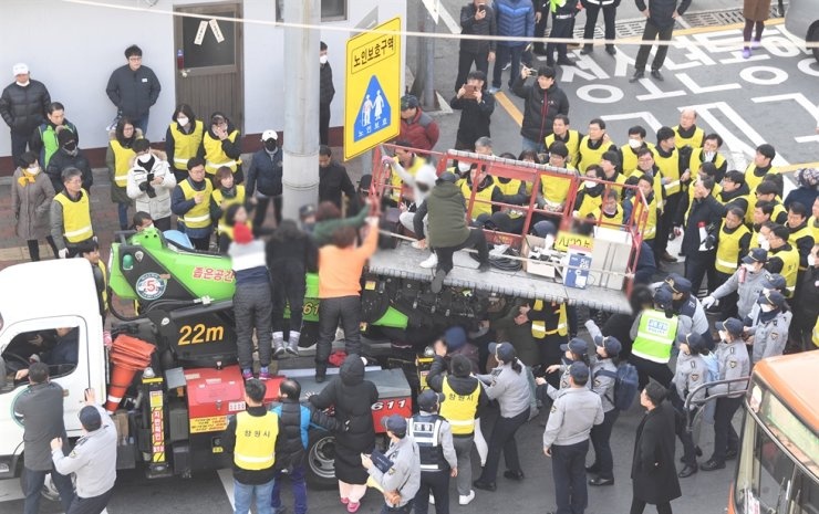 Pho den do 100 nam tuoi khet tieng cua Han Quoc sap bi dong cua hinh anh