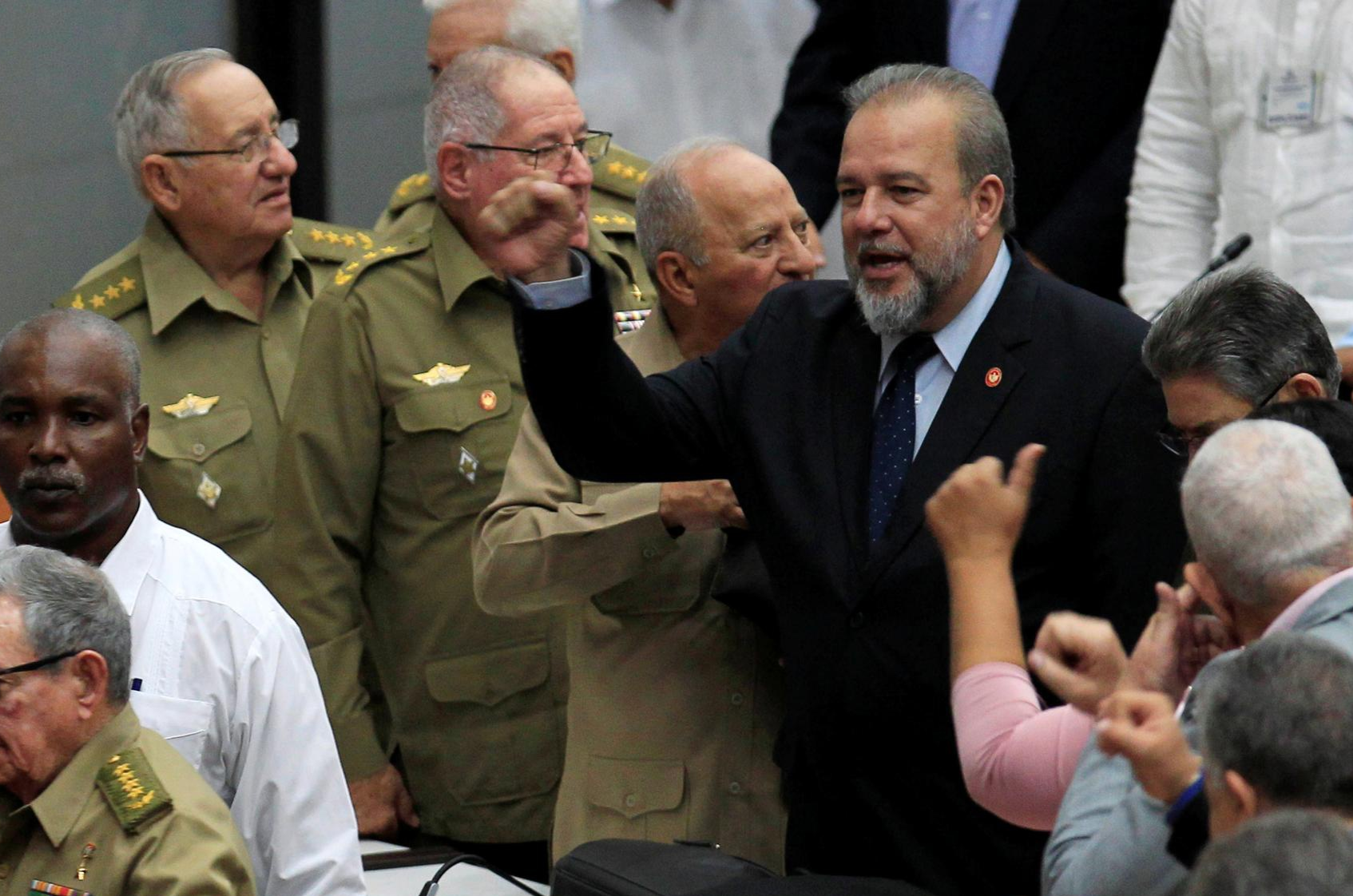 Cuba lan dau co thu tuong sau 43 nam hinh anh