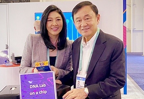 Anh em Thaksin - Yingluck mo cong ty thu thap du lieu ADN hinh anh
