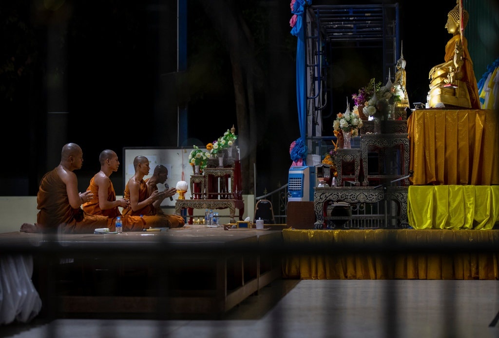 Tai sao tay sung Thai Lan den ngoi den truoc khi ra tay o Terminal 21? hinh anh