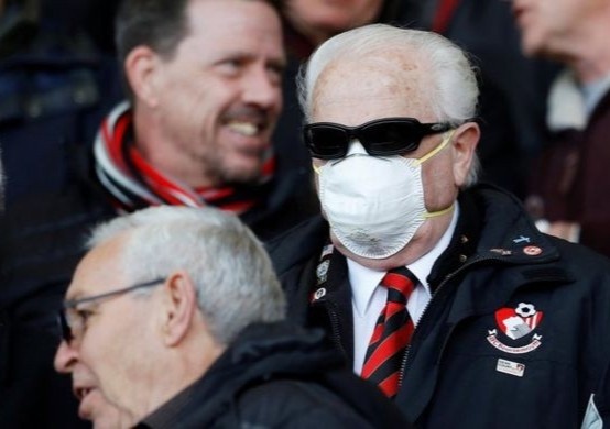 Anh san sang phong toa cac thanh pho neu virus corona lan rong hinh anh