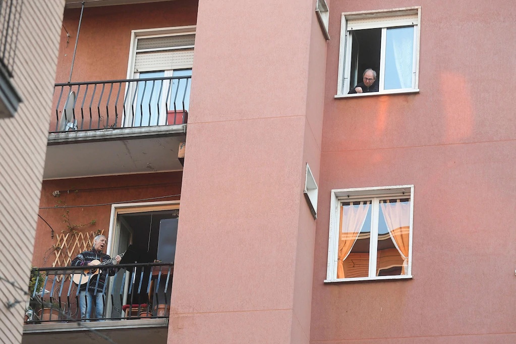 Covid-19 o Italy anh 1