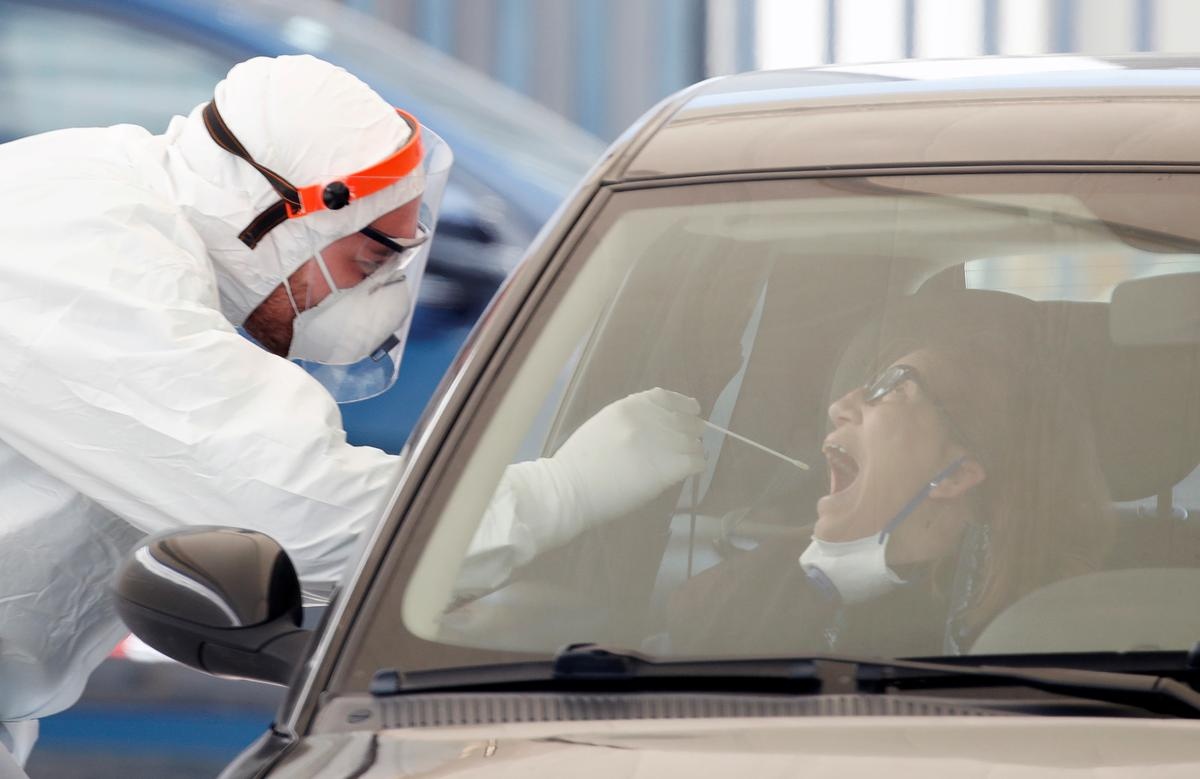 Ty le tu vong Covid-19 o Italy anh 2