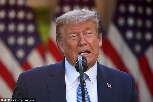 TT Trump hoai nghi ve so ca tu vong Covid-19 cua Trung Quoc hinh anh