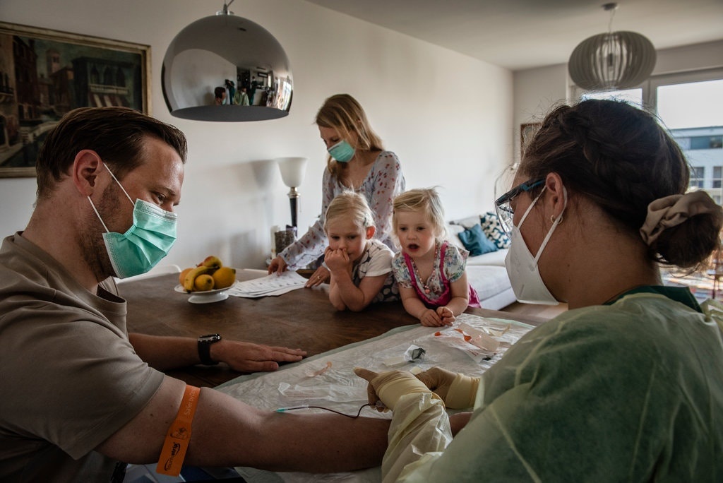 Tim khang the - cuoc 'dai xet nghiem' cua Duc de tro ve cuoc song cu hinh anh