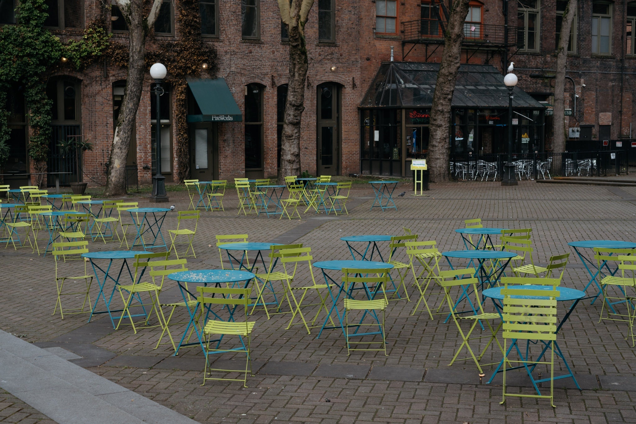 Covid-19 da am tham lay lan o My tu lau anh 4