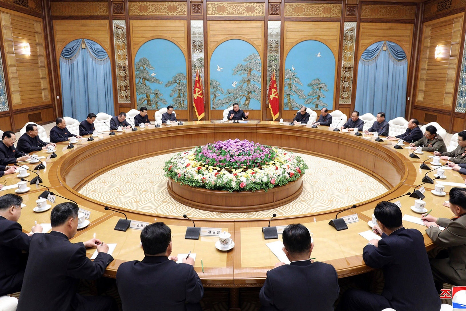 tinh bao kim jong un anh 1