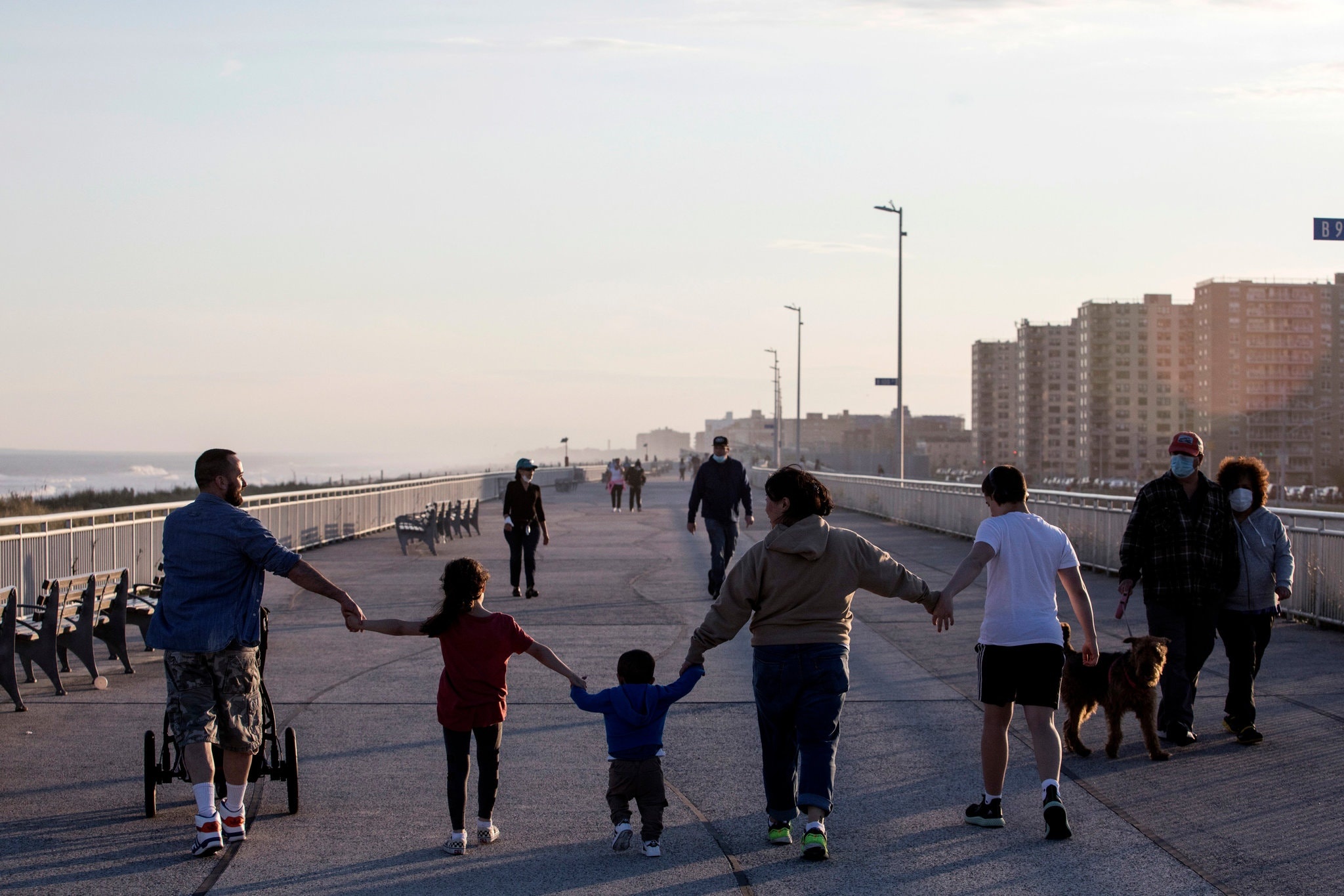 Tre em mac benh la lien quan den Covid-19 anh 1