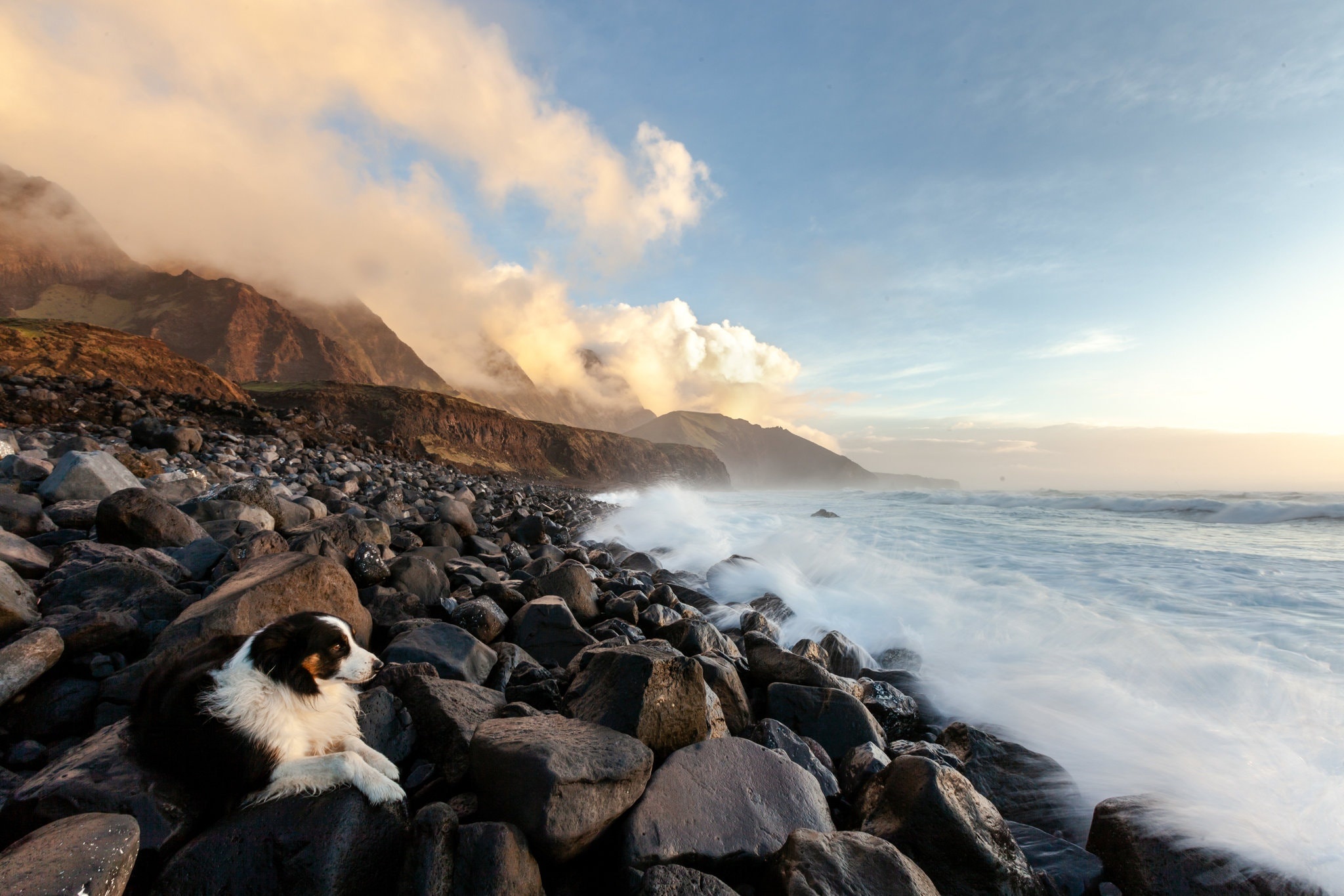 Cuoc song o hon dao heo lanh nhat the gioi anh 10