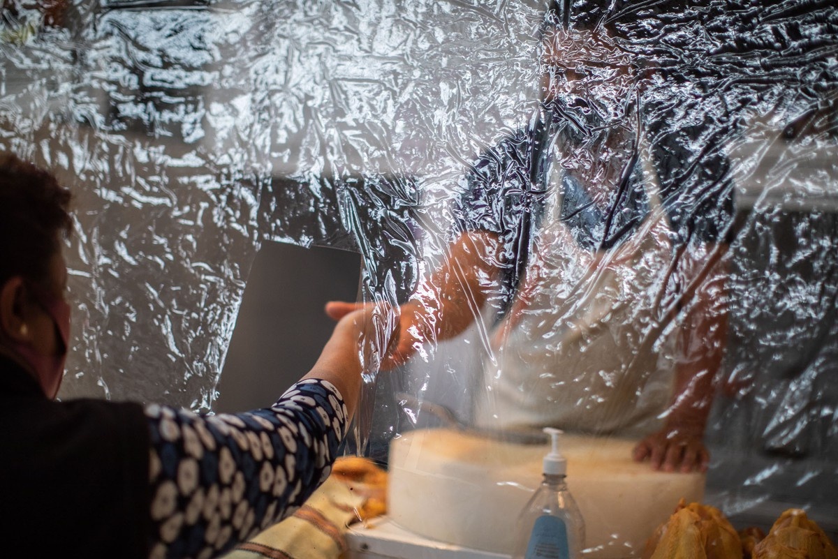 The gioi bi ngan cach boi nhung tam man chan anh 6