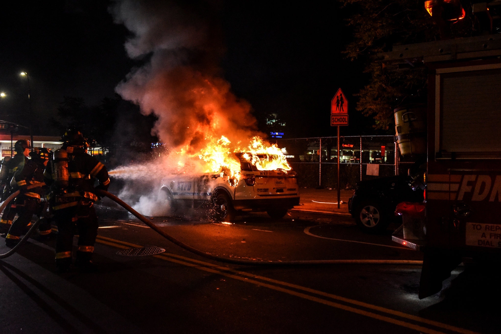 Bieu tinh lan rong o My vi vu George Floyd anh 10