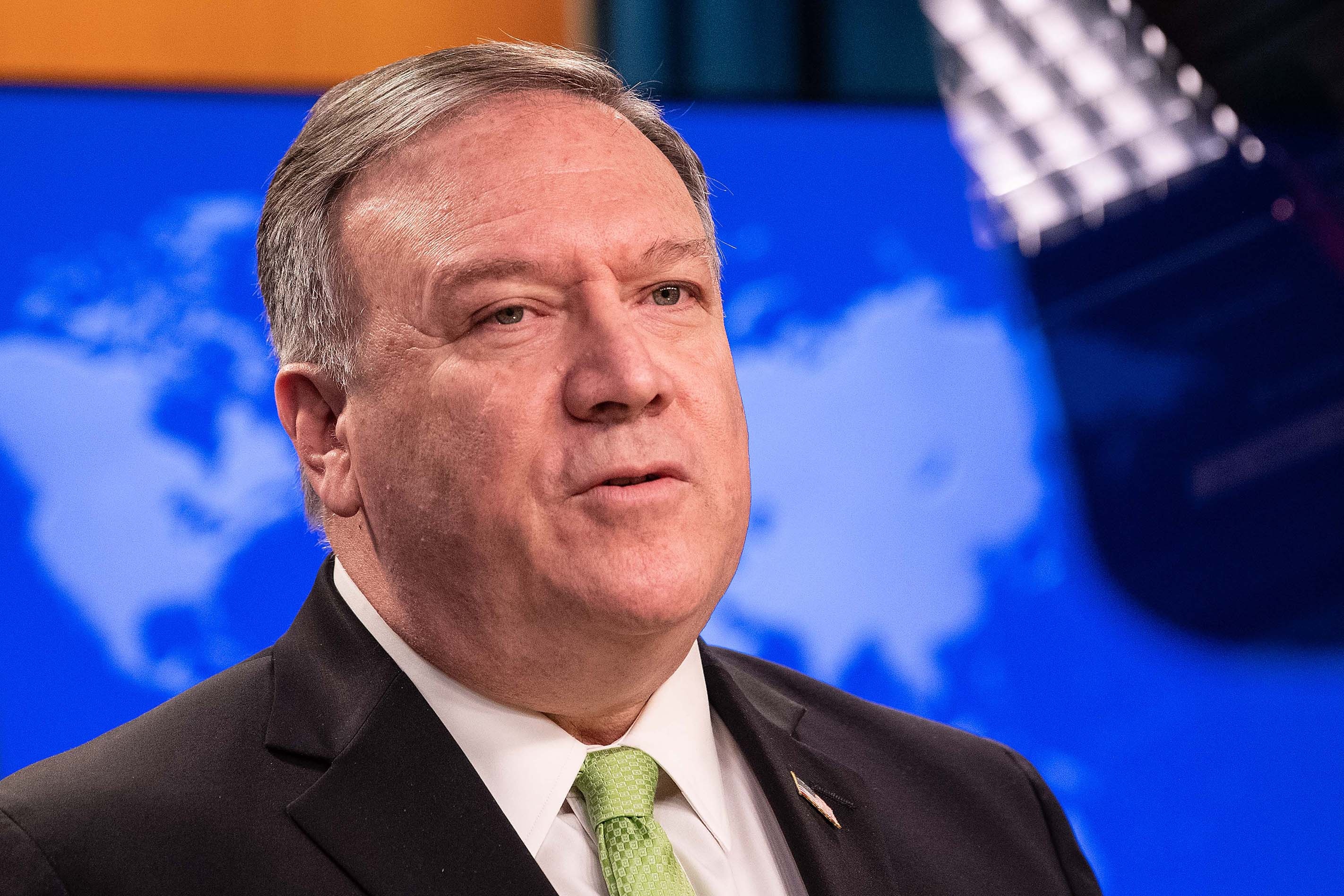 Trung Quoc chi trich ngoai truong My 'noi doi' hinh anh