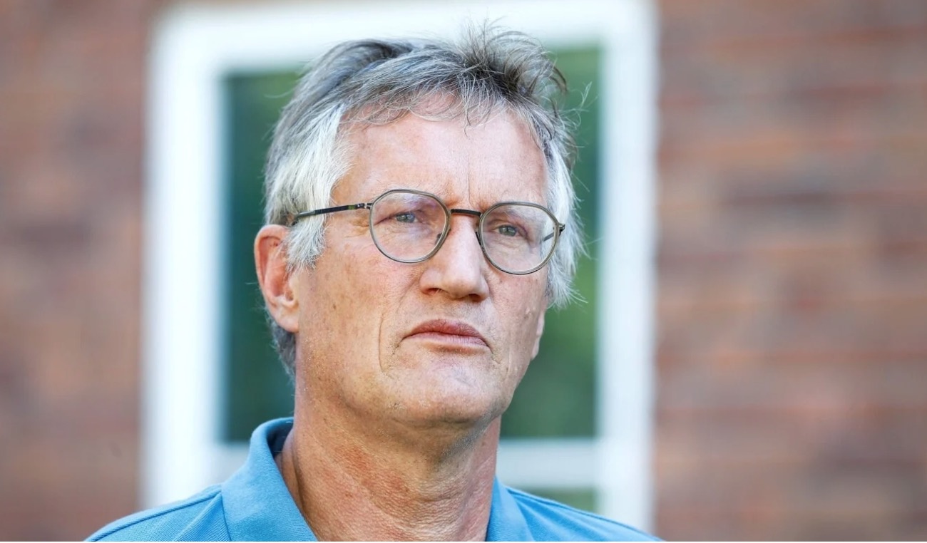 Nha dich te hoc Thuy Dien anh 1