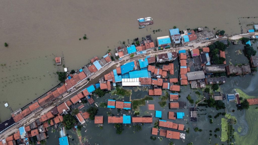 Trung Quoc nang canh bao lu 3 cap trong ba ngay tai song Hoai hinh anh