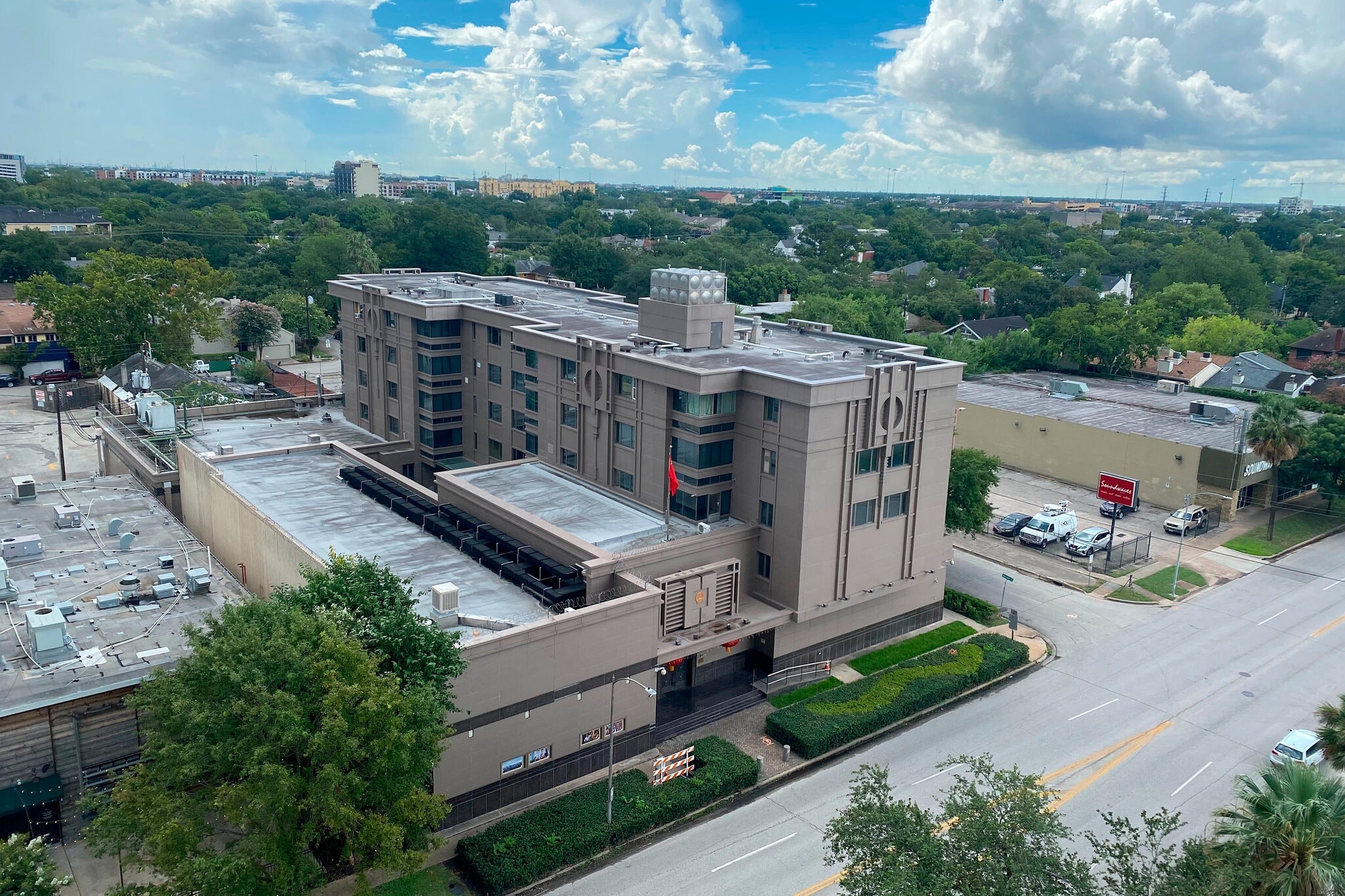 Trung Quoc dong cua lanh su quan My anh 1