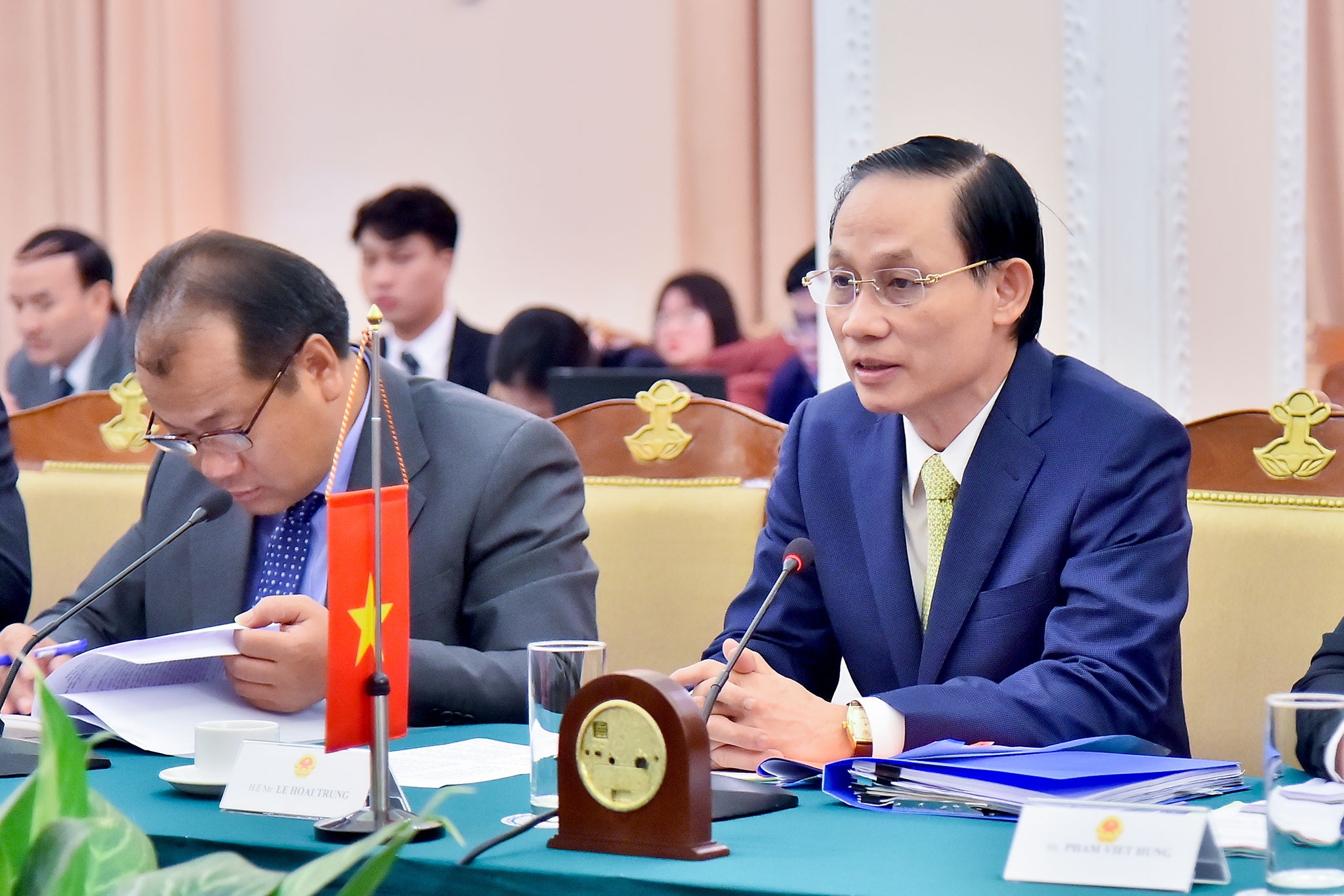 Giao nhan ban do dia hinh bien gioi giua Viet Nam va Campuchia hinh anh