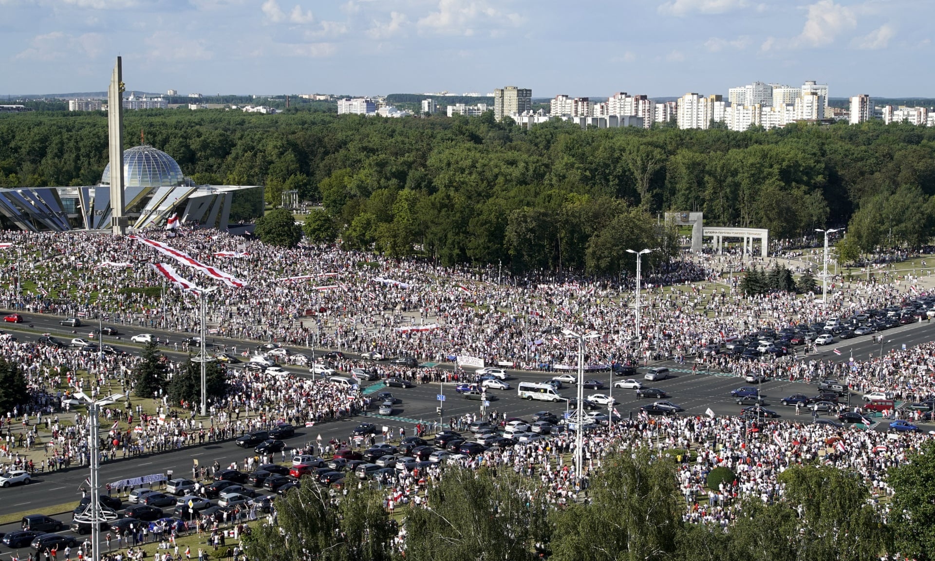 Bieu tinh phan doi tong thong Belarus anh 1