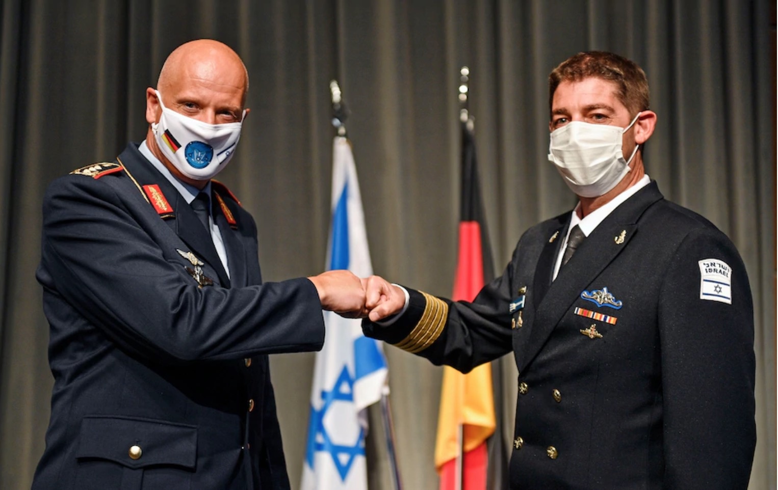 Israel lan dau tap tran tai Duc anh 1