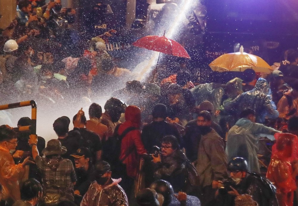 Bieu tinh Thai Lan anh 3