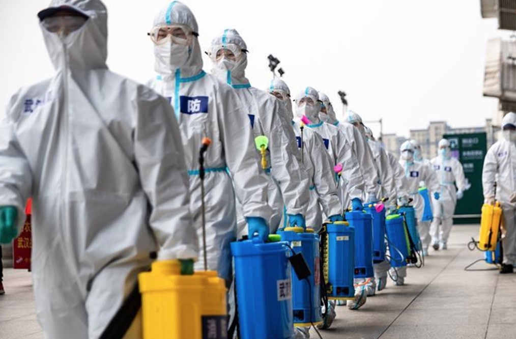 Covid-19 lay lan, mot tinh o Trung Quoc bat 'che do thoi chien' hinh anh