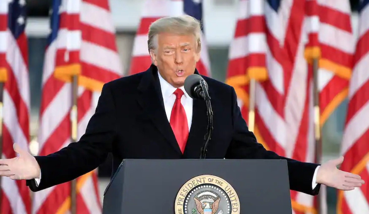 Thuong vien My tiep tuc ban viec xet xu cuu Tong thong Trump hinh anh