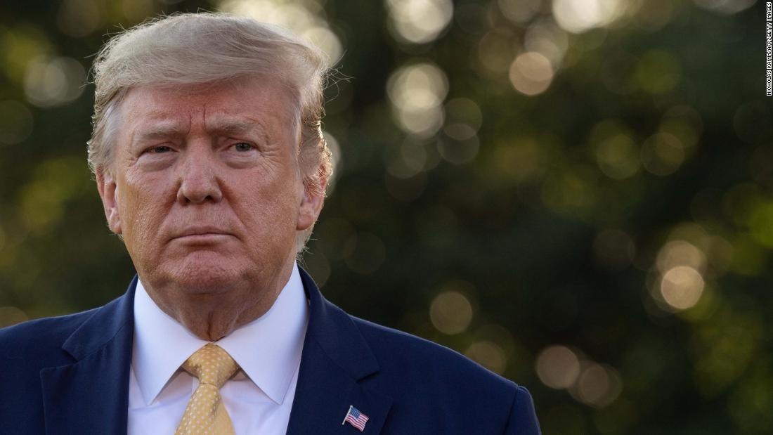 Tu Florida day nang, gia dinh ong Trump ban ke hoach tro lai hinh anh