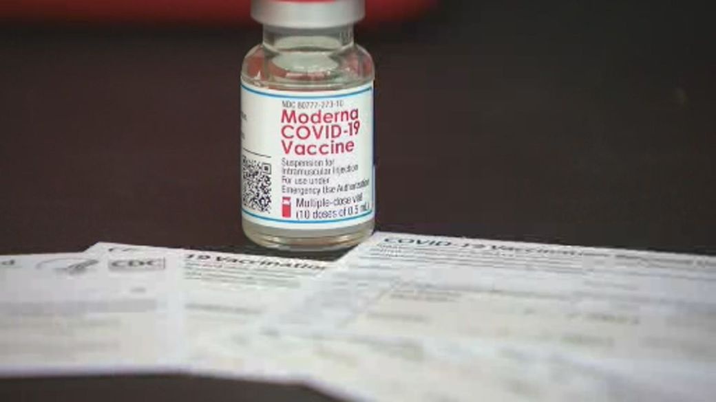 Canada phai tieu huy hang nghin lieu vaccine Covid-19 hinh anh