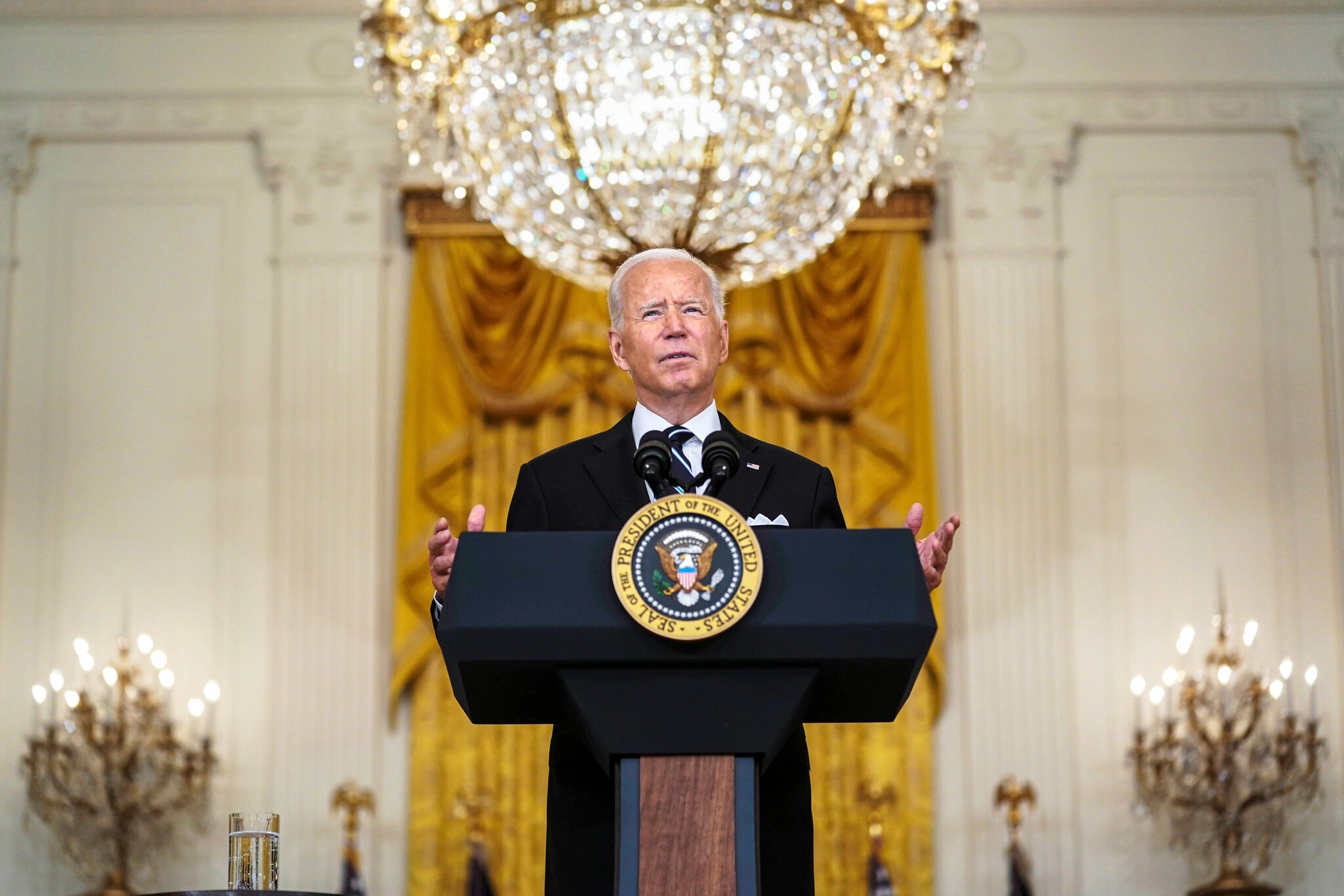 Chinh quyen Biden va CDC My bat hoa vi viec tiem mui 3 hinh anh