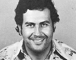 Nghich ly o Medellin sau khi ong trum khet tieng Escobar bi ban chet hinh anh