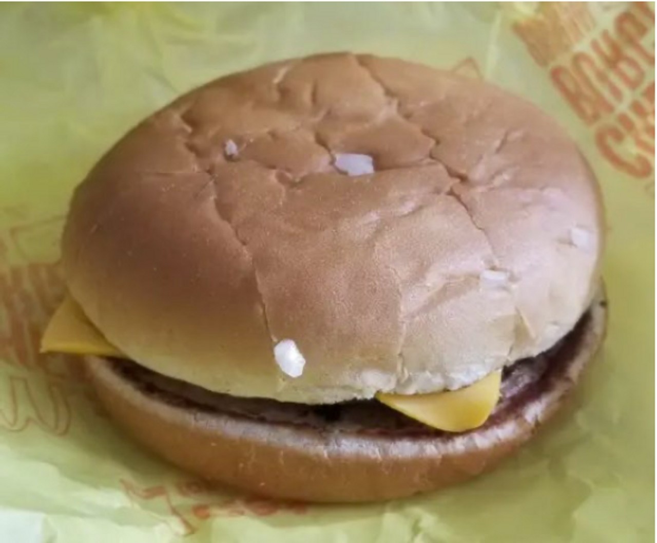 Cac hang do an nhanh bi kien vi phan thit nho hon so voi quang cao hinh anh