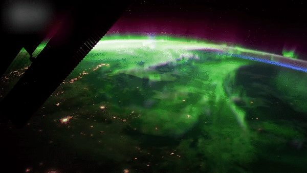 Timelapse cuc quang tu 12.500 buc anh o ngoai vu tru hinh anh