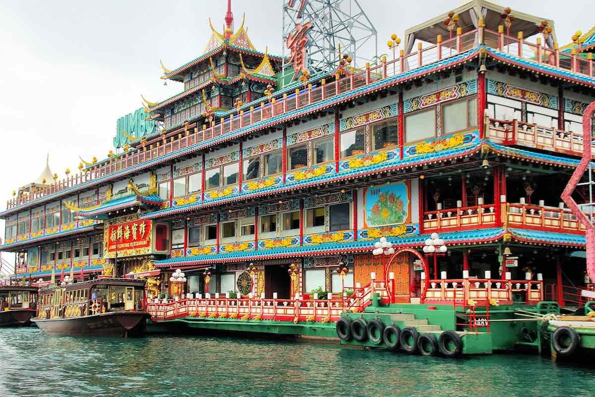 Nha hang noi lau doi nhat Hong Kong sap dong cua hinh anh