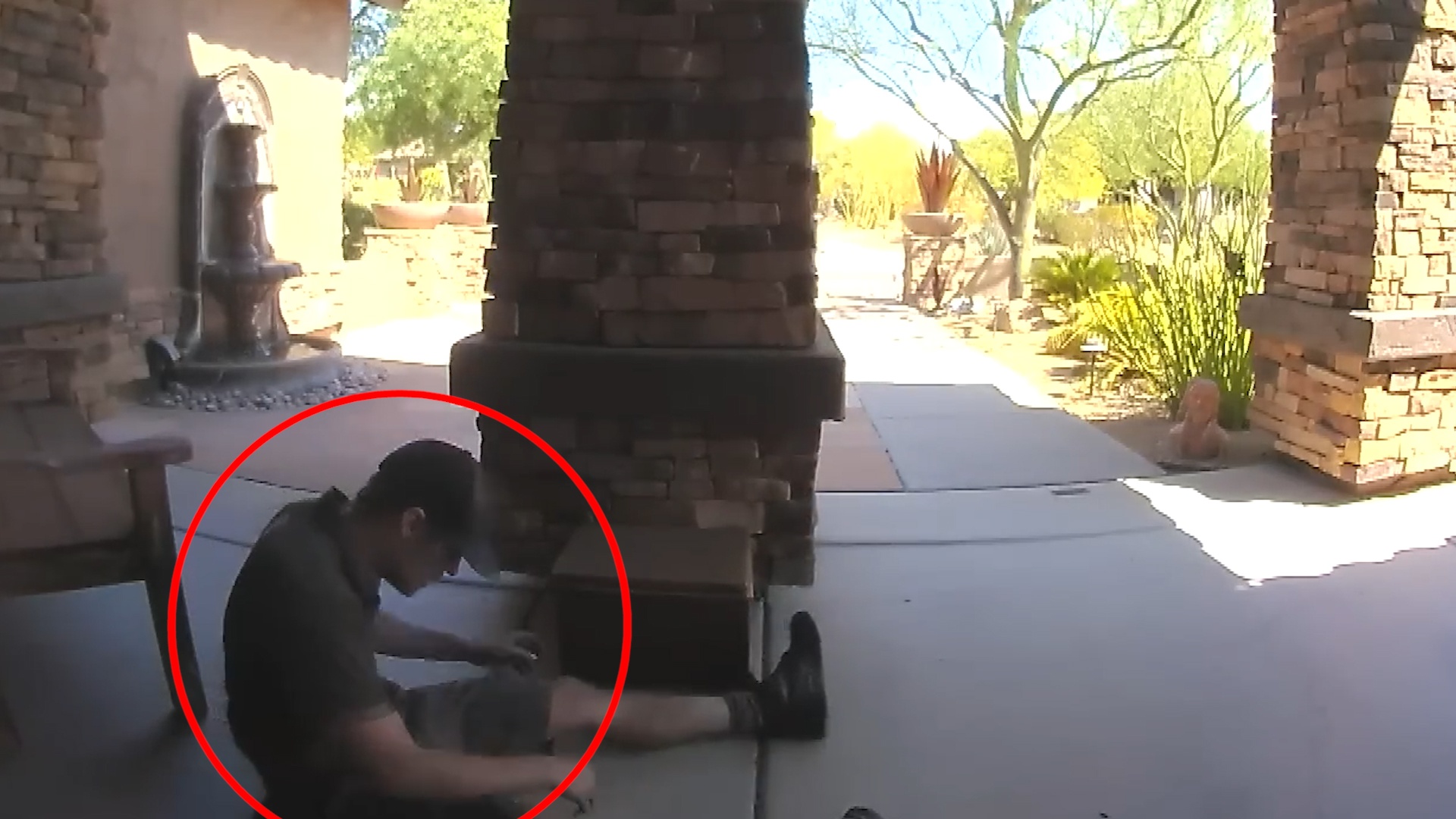 Shipper nga guc xuong vi nang nong o My hinh anh