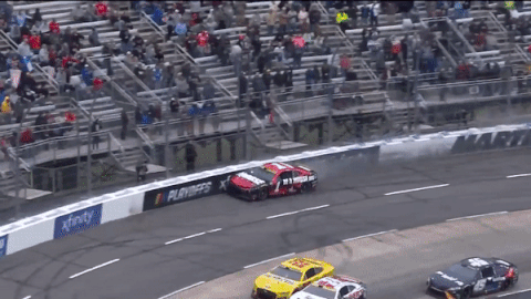 Tay dua su dung ky thuat trong game de vuot doi thu hinh anh