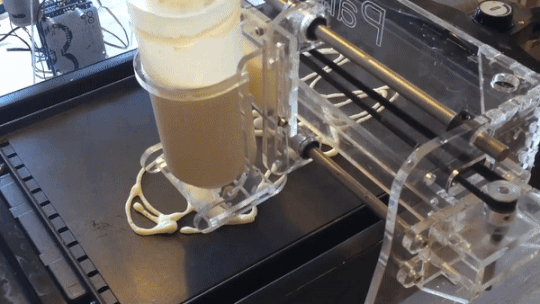 Lam banh bang may in 3D tai CES 2023 hinh anh