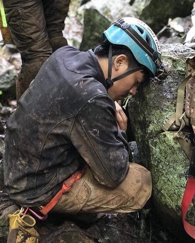 Giai cuu doi bong hoc sinh anh 13