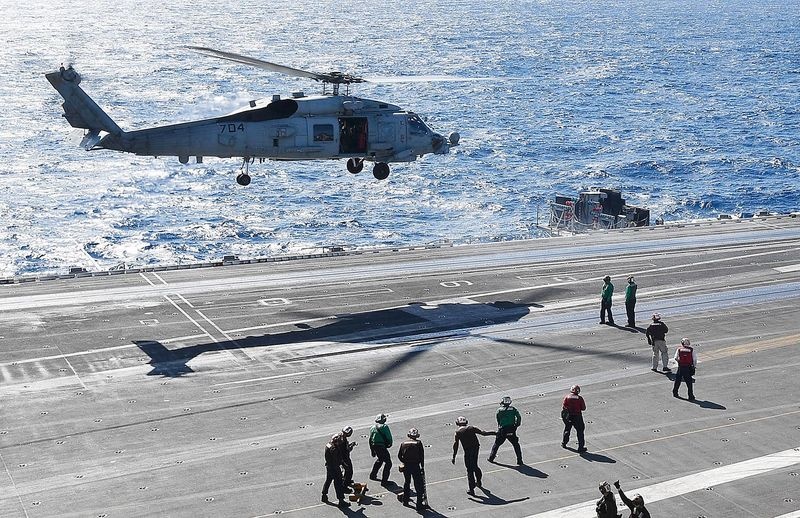 Truc thang My roi anh 1