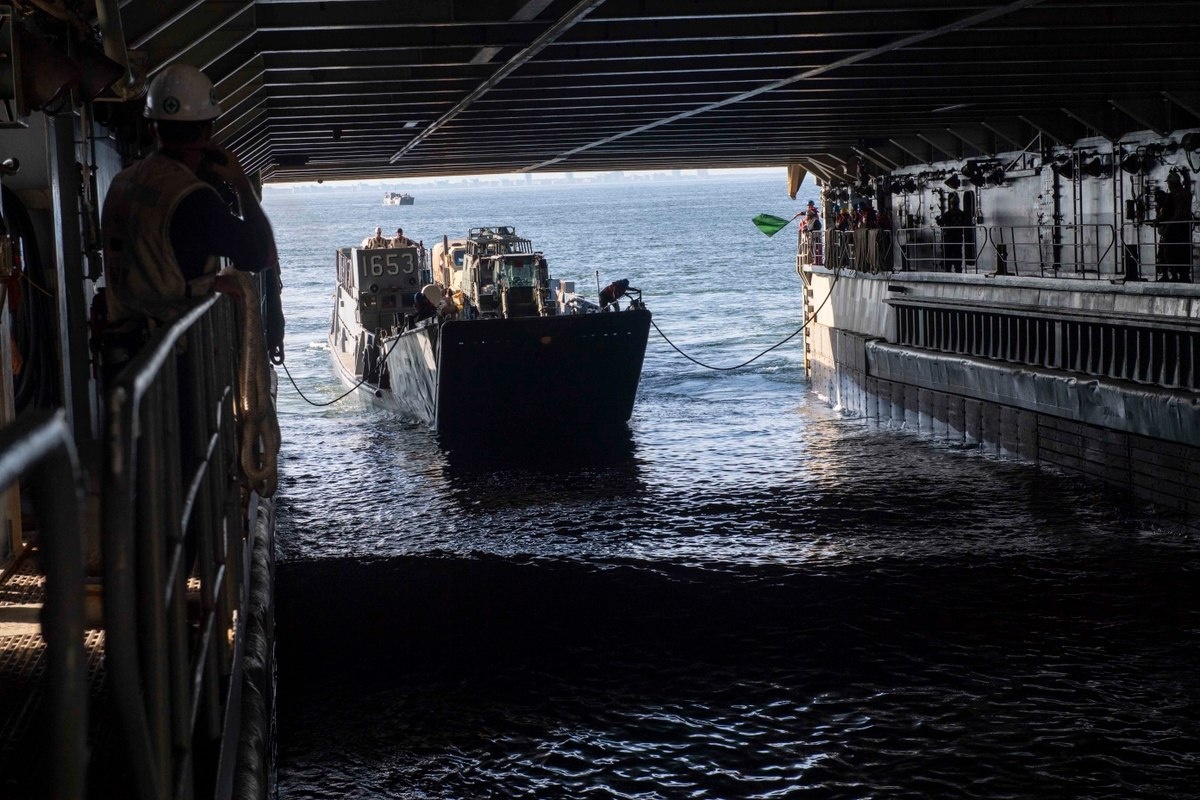 NATO tap tran lon nhat 20 nam anh 2