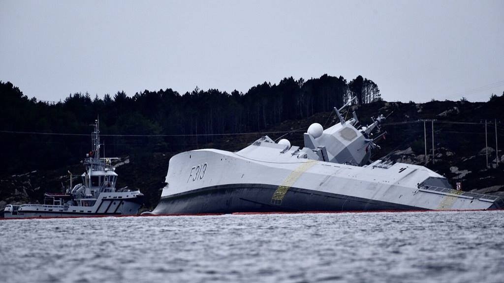 Chien ham Na Uy gap nan anh 4