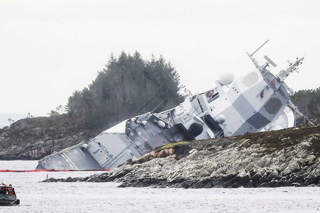 Chien ham Na Uy gap nan anh 7